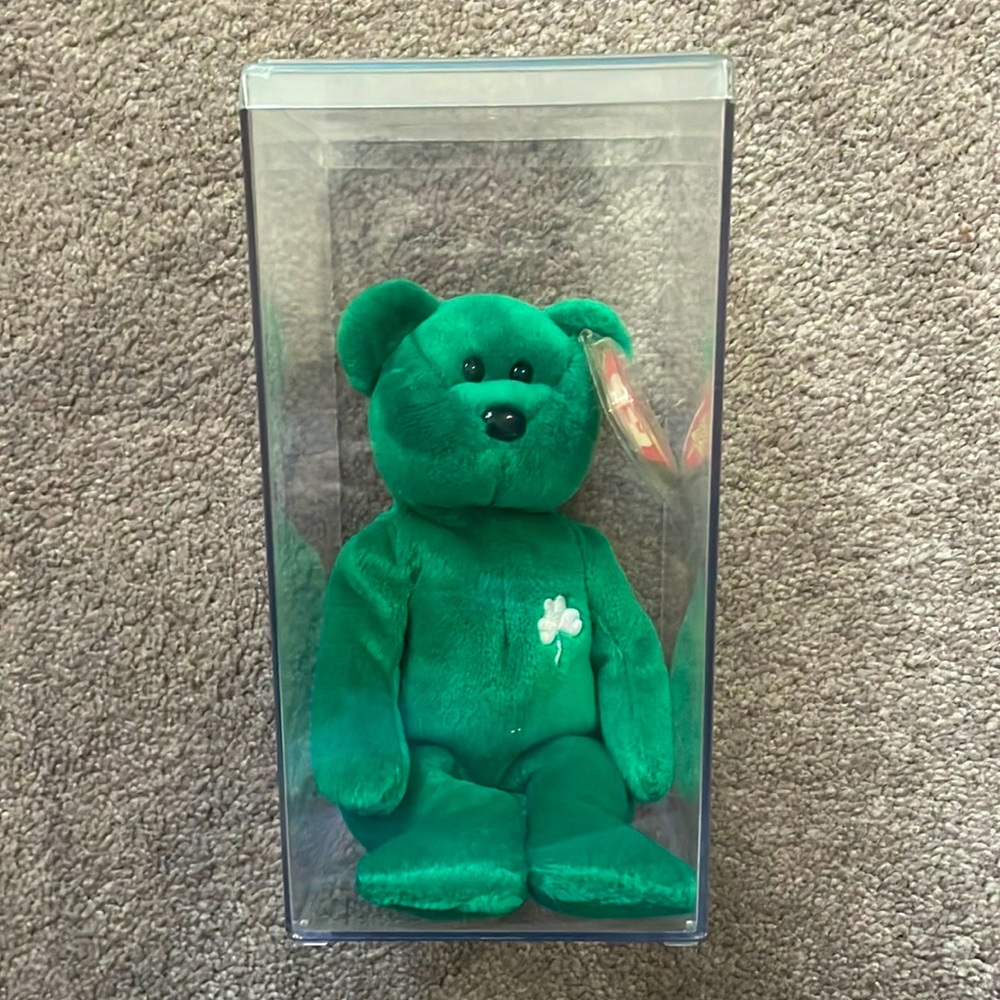 RARE! 1997 Ty beanie baby Erin bear MINT CONDITION